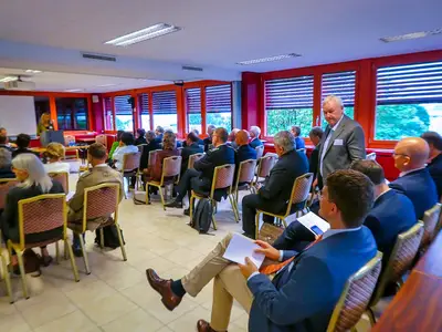 Union des Francais de Suisse UFS AG a Lausanne