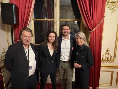 Avec Les Senateurs ASFE